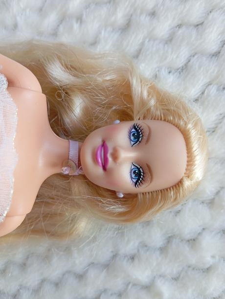 Barbie annika kouzlo pegasu, 