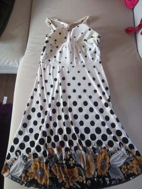 Dámske šaty  veľkosť  m, m
