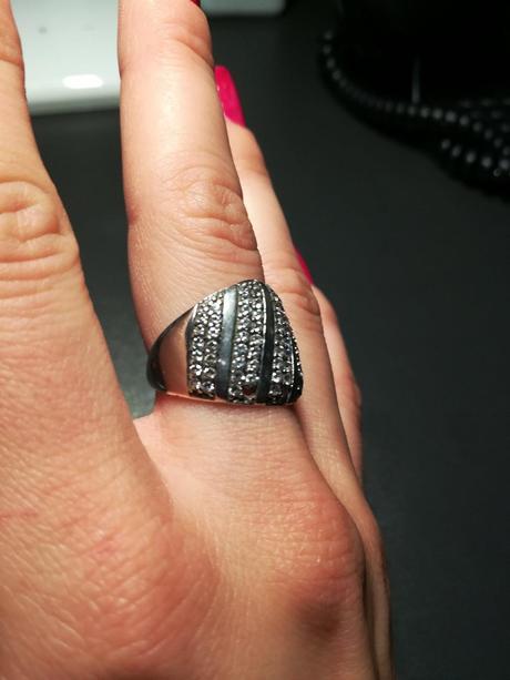 Strieborný prsteň, 