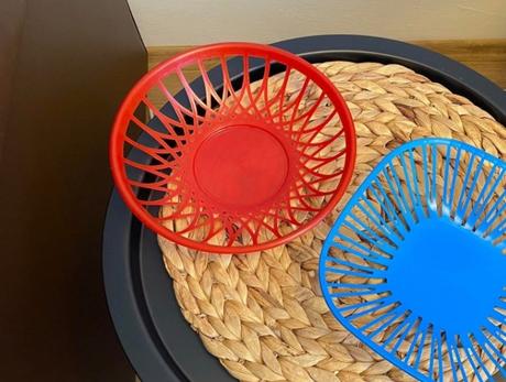 Retro plastový košík - červený, 