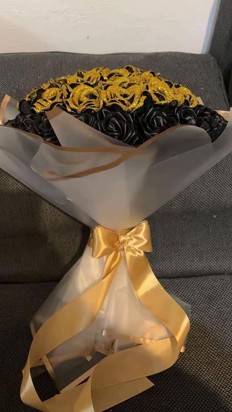 Večné kytice a darčekové boxy na mieru, 