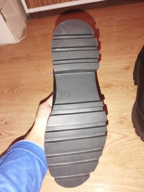 Nove,damske cizmicky, 38