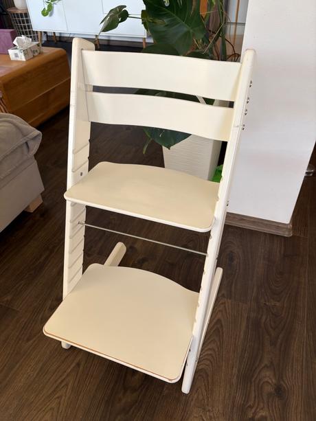 Jitro rastúca stolička biela, stokke