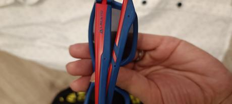 Oblečenie veľkosť 134/140+ruksak a slnečné okuliar, 122–134