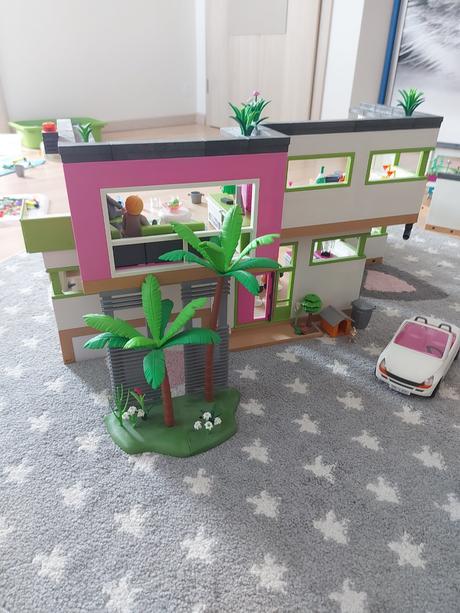 Playmobil obrovská vila+bazén+hosťovský dom+auto, 