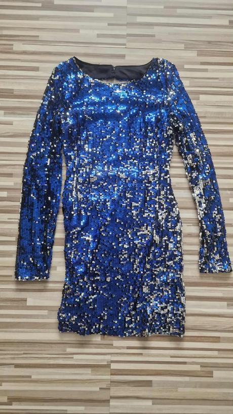 Glitrované šaty, s