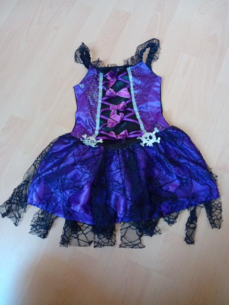 Kostým čarodejnica, 