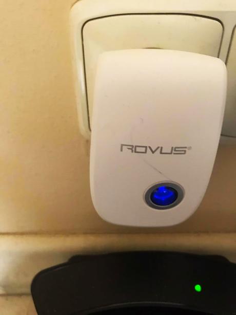 Ultrazvukový odpudzovač škodcov,