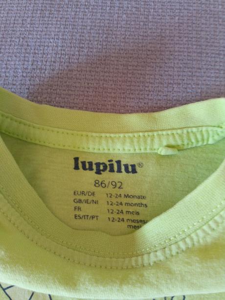 Pyžamo, lupilu,92