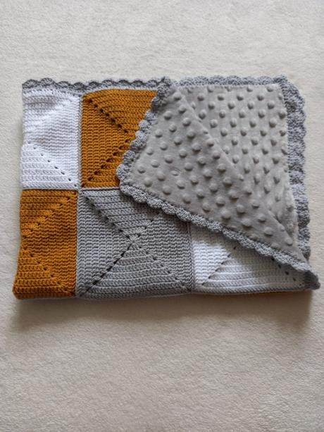 Háčkovaná deka do kočíka, 