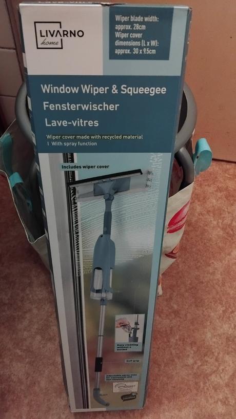 Čistič na okná s rozprašovačom, 