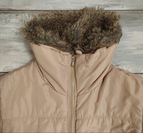 Béžová zateplená bomber bunda s kožušinkovým golie, xl