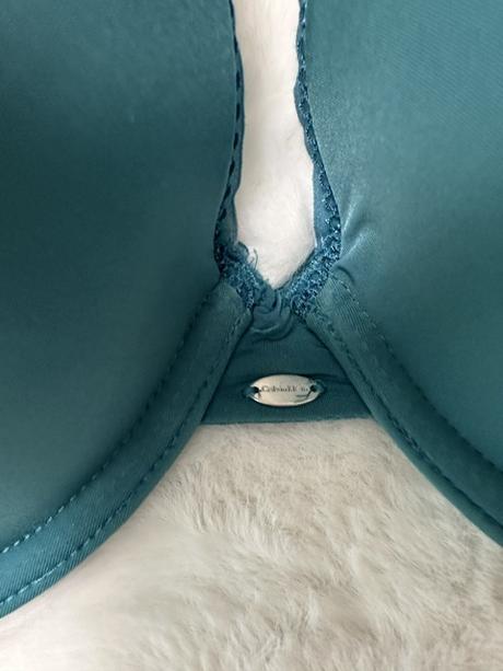 Petrolejová podrsenka push up zn. calvin klein, calvin klein,80c