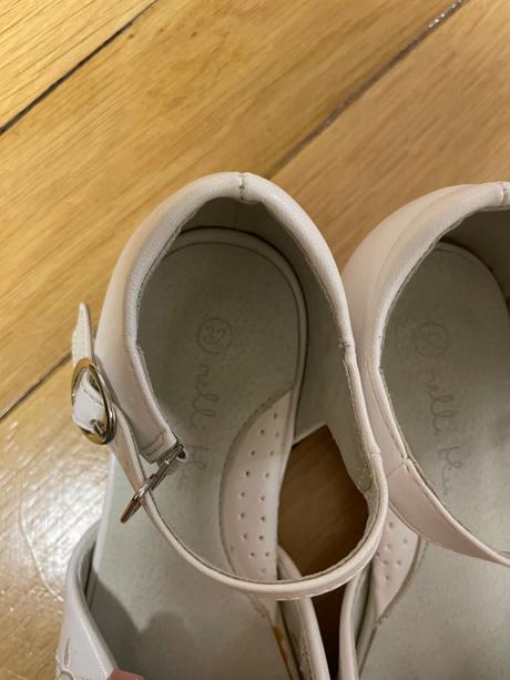 Sandalky, biele, vel. 32, jemne zdobenie, nelli blu,32