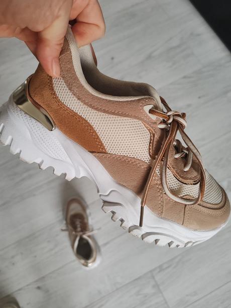 Predám tenisky č. 37, 37