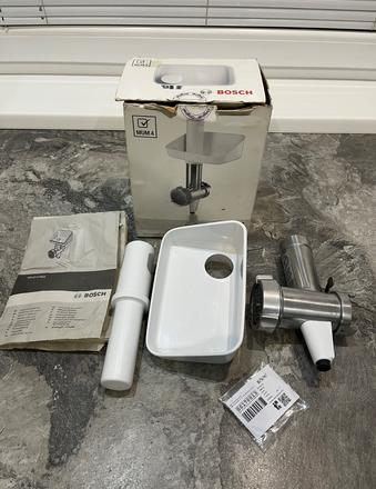 Mlynček bosch mum 2-4 na kuchynský robot, bosch