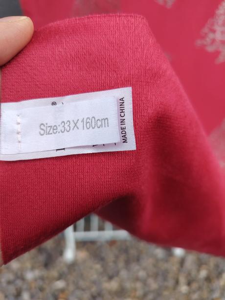 Červený vianočný behúň / vianočná štóla na stôl,