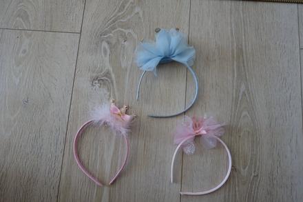 Čelenky s korunkou,