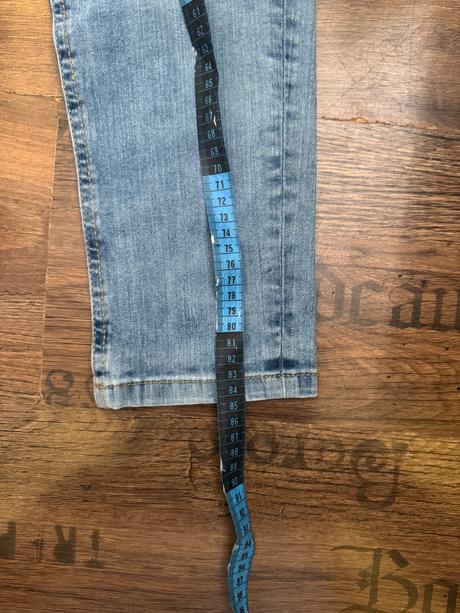 Roztrhané rifle here + there, c&a,152