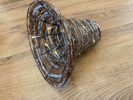 Prútený vianočný zvonček, 