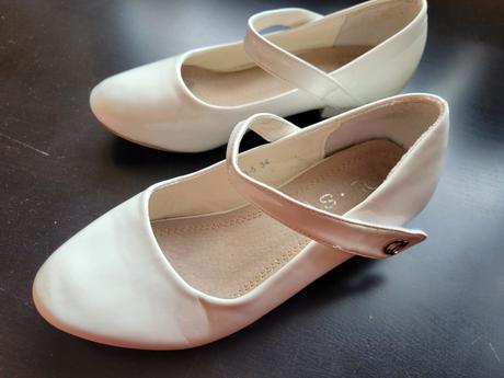 Biele dievčenské poltopánky, 34