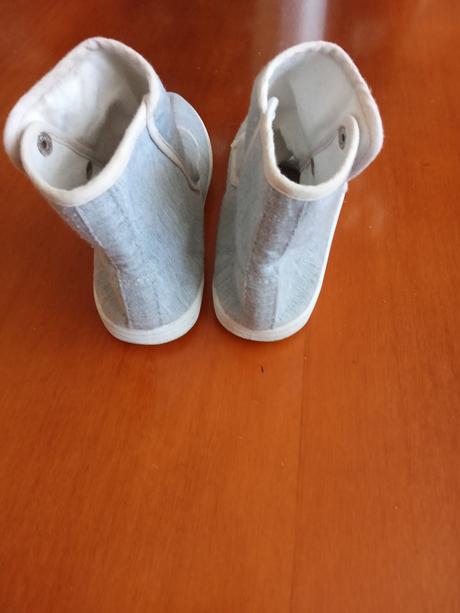 Platené topánky, 30