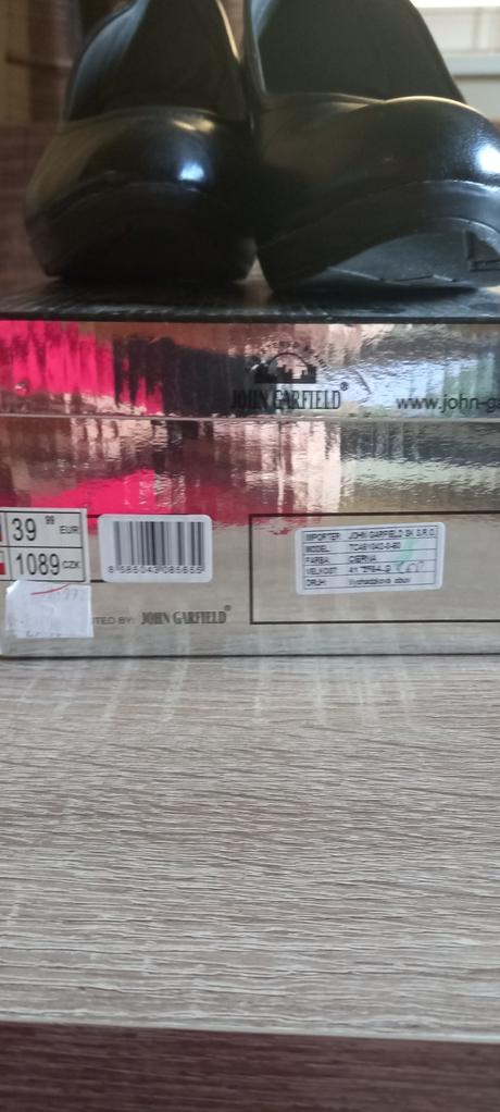 Lodičky, john garfield,41