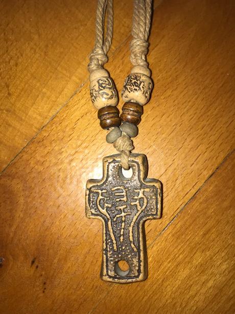 Náhrdelník - kríž,