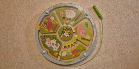 Magnetický labyrint s perom (farma a čísla),