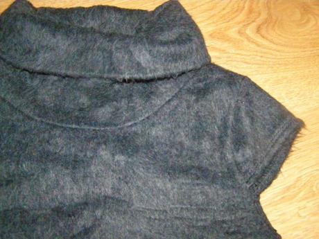 Super štýlova vesta alebo pulóvrik bez rukávov, amisu,s