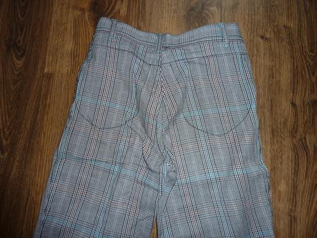 Dievčenské trištvrťaky alive, 140