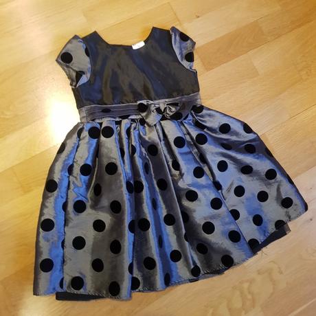 Bodkované šatočky, 92