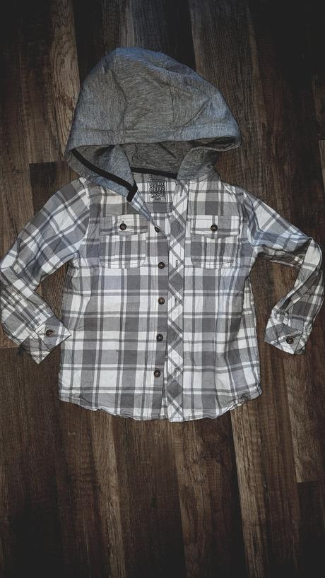 Nenosena sportova kosielka, 110