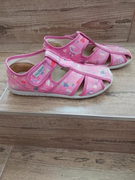 Dievčenské prezuvky, ciciban,34