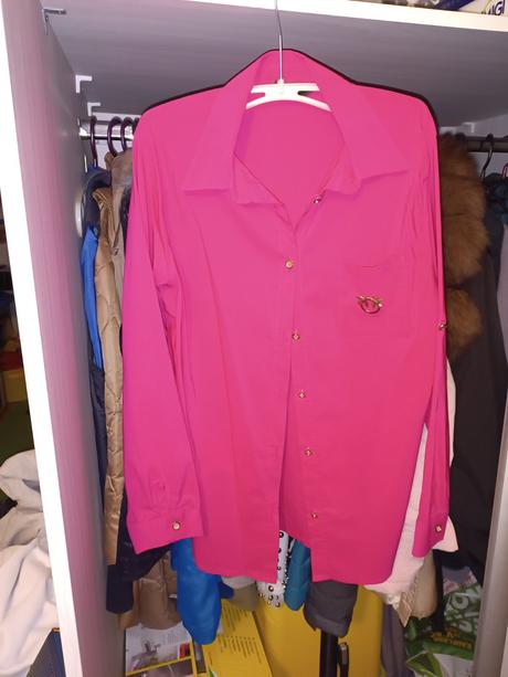 Fuksia košeľa s brošňou - m/l, m
