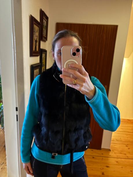 Vesta z pravej kožušiny a koze, s