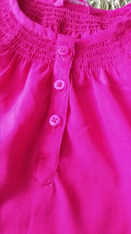 Malinová blúzka s volánom na pleciach - veľ. 104, 104