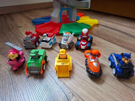 Labkova patrola -centrala paw patrol, 