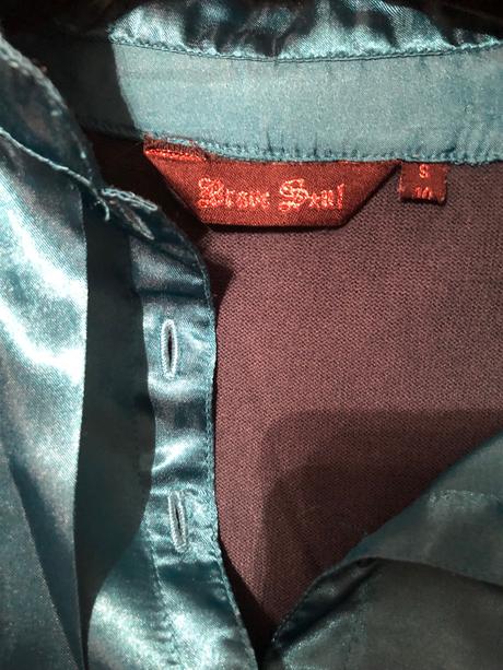 Zeleny pulover so stuhou s, s