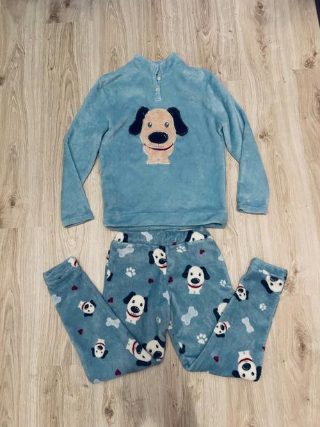 Mäkučké pyžamo talianskej značky daunex, pc 35 eur, s