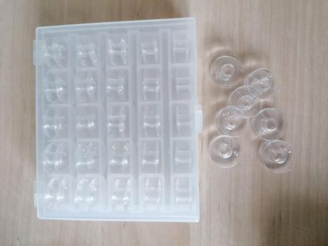 Cievky na spodnú niť, 