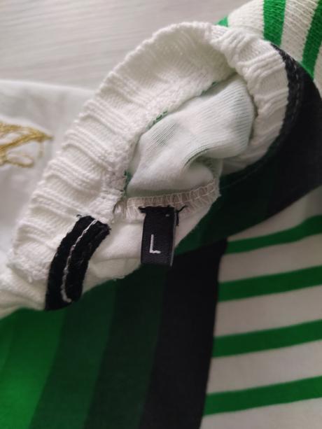 Zaujímavý svetrík., desigual,l