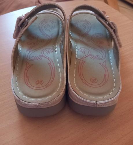 Šľapky na suchý zips, 37
