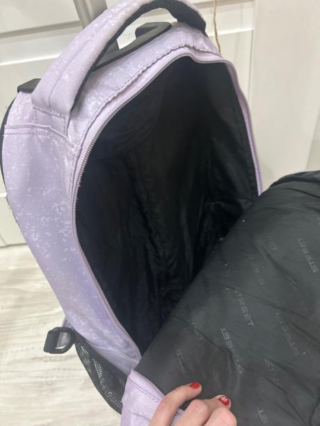 Školská taška na kolieskach, 