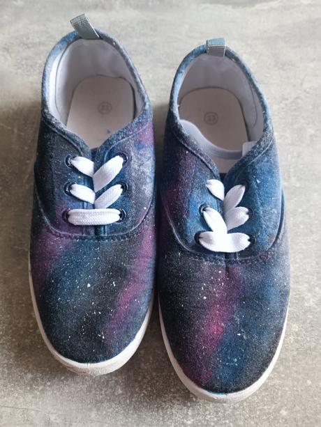 Vesmírne tenisky, 33