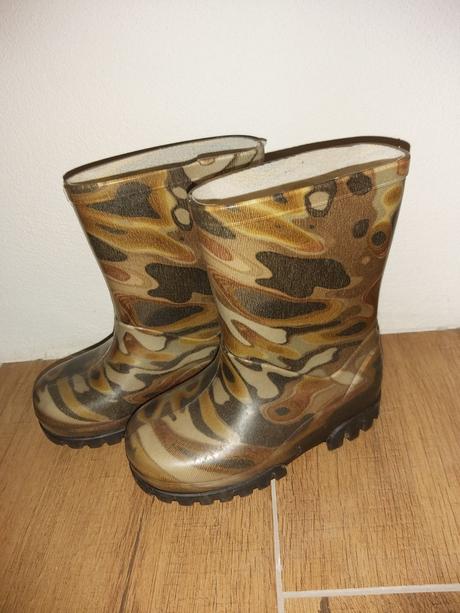 Predam gumaky, demar,26