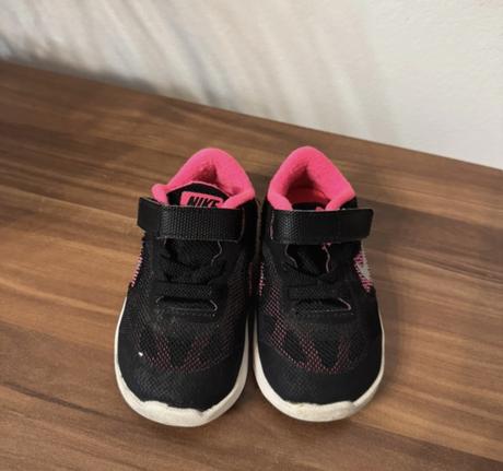 Dievčenské tenisky nike, nike,21