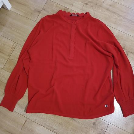 Krvavočervená blúzka, tchibo,46