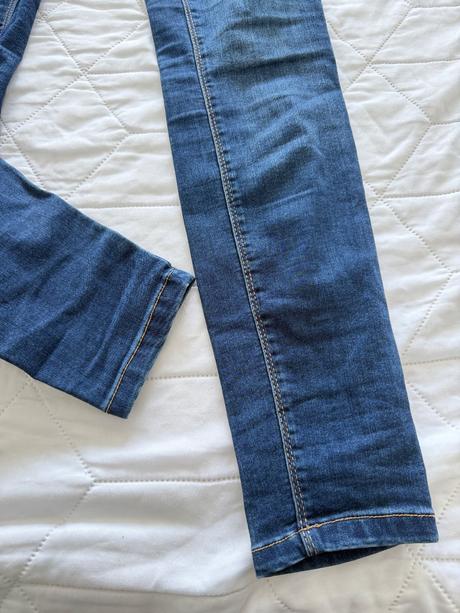 Tmavomodré elastické skinny rifle, new yorker,30