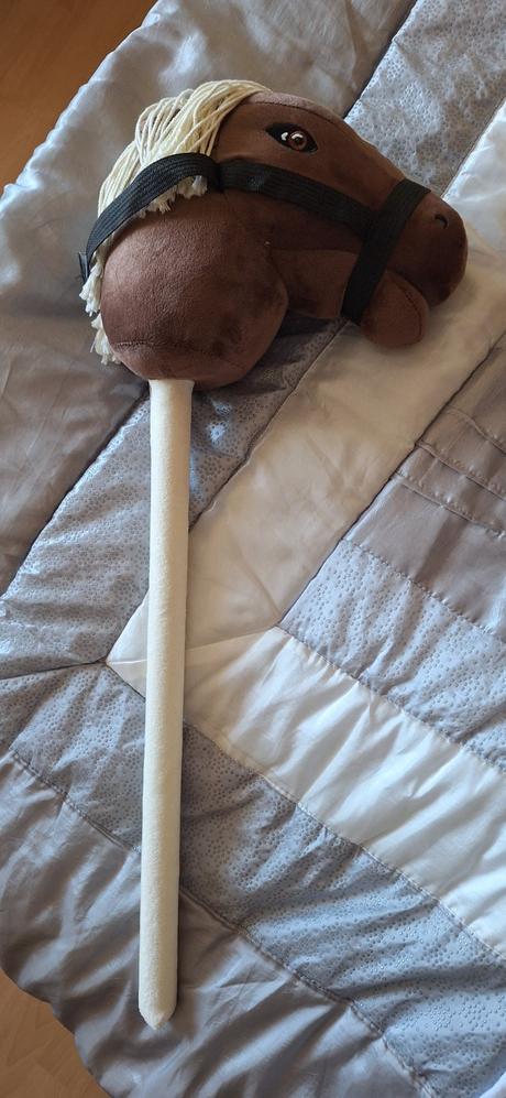 Koník na tyci(palici)nehrane., 